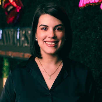 Laury Alfonso at KA Dental Implant Dentist in Royal Palm Beach, West Palm Beach, Palm Beach Gardens, and Lantana, FL