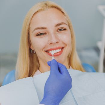 Veneers Near Me in Royal Palm Beach, West Palm Beach, Palm Beach Gardens, and Lantana, FL